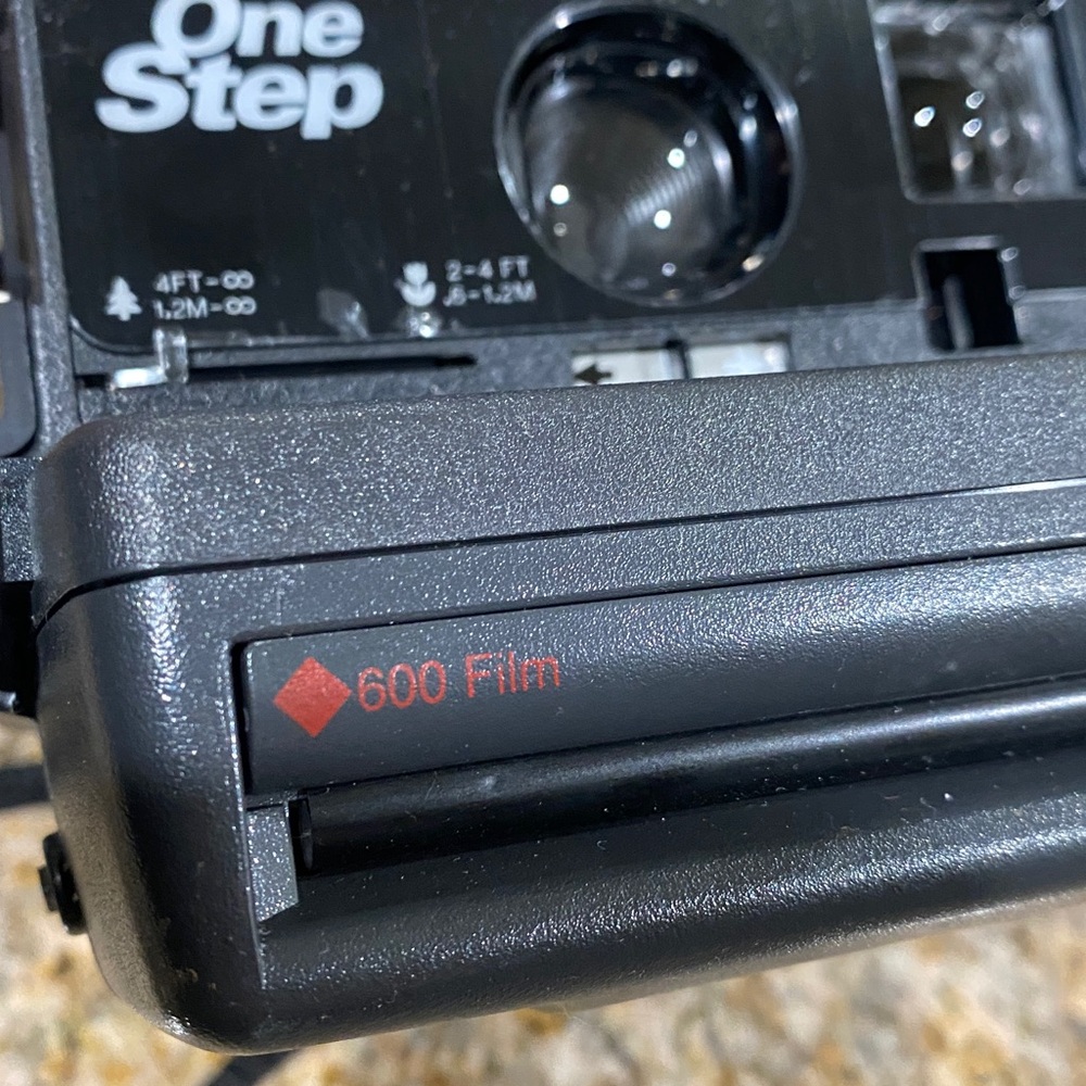 Vintage Polaroid 600 OneStep - Picture 6 of 11